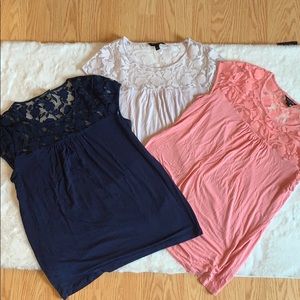 💐 Banana Republic illusion neckline floral tops